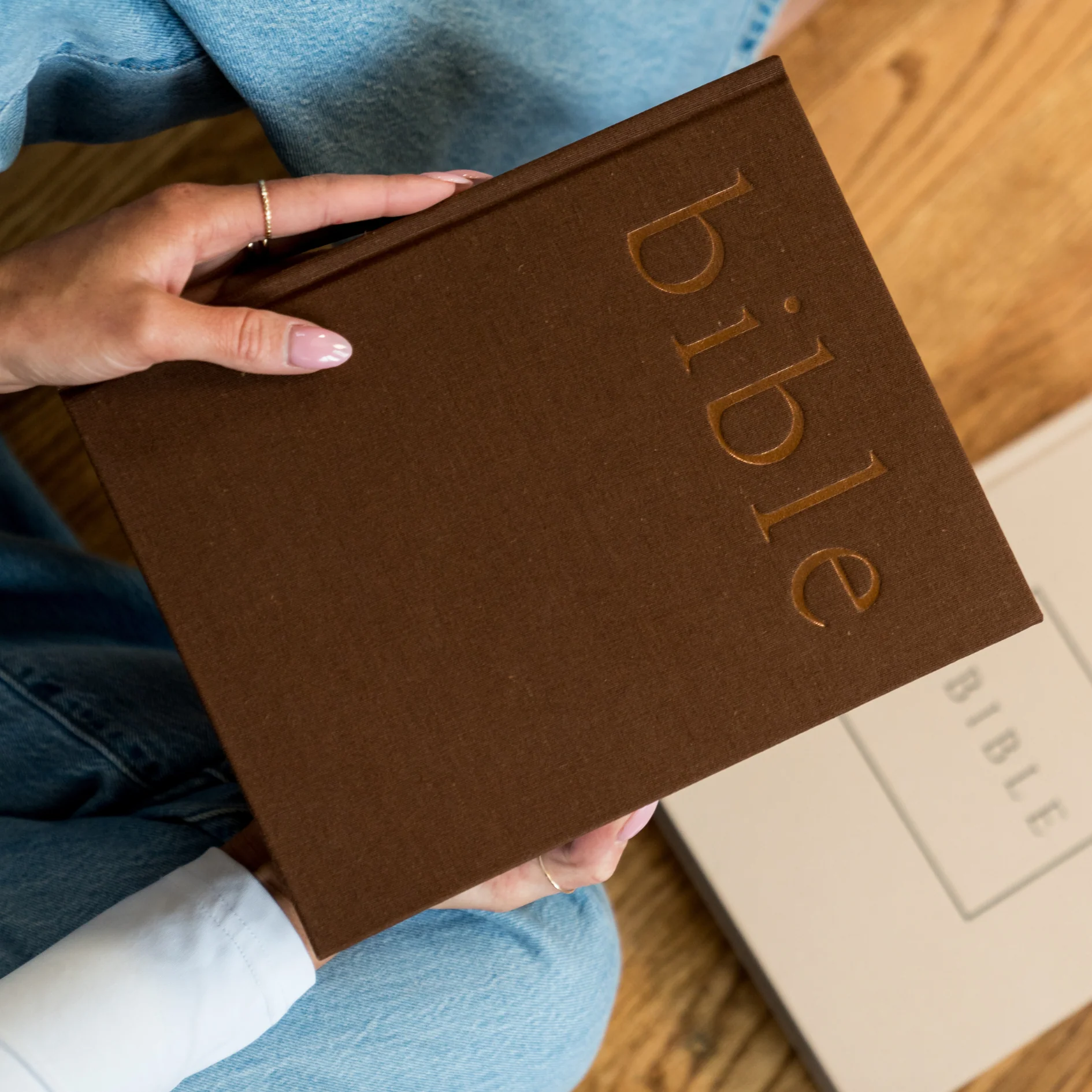 Mocha Linen Bible - Image 4