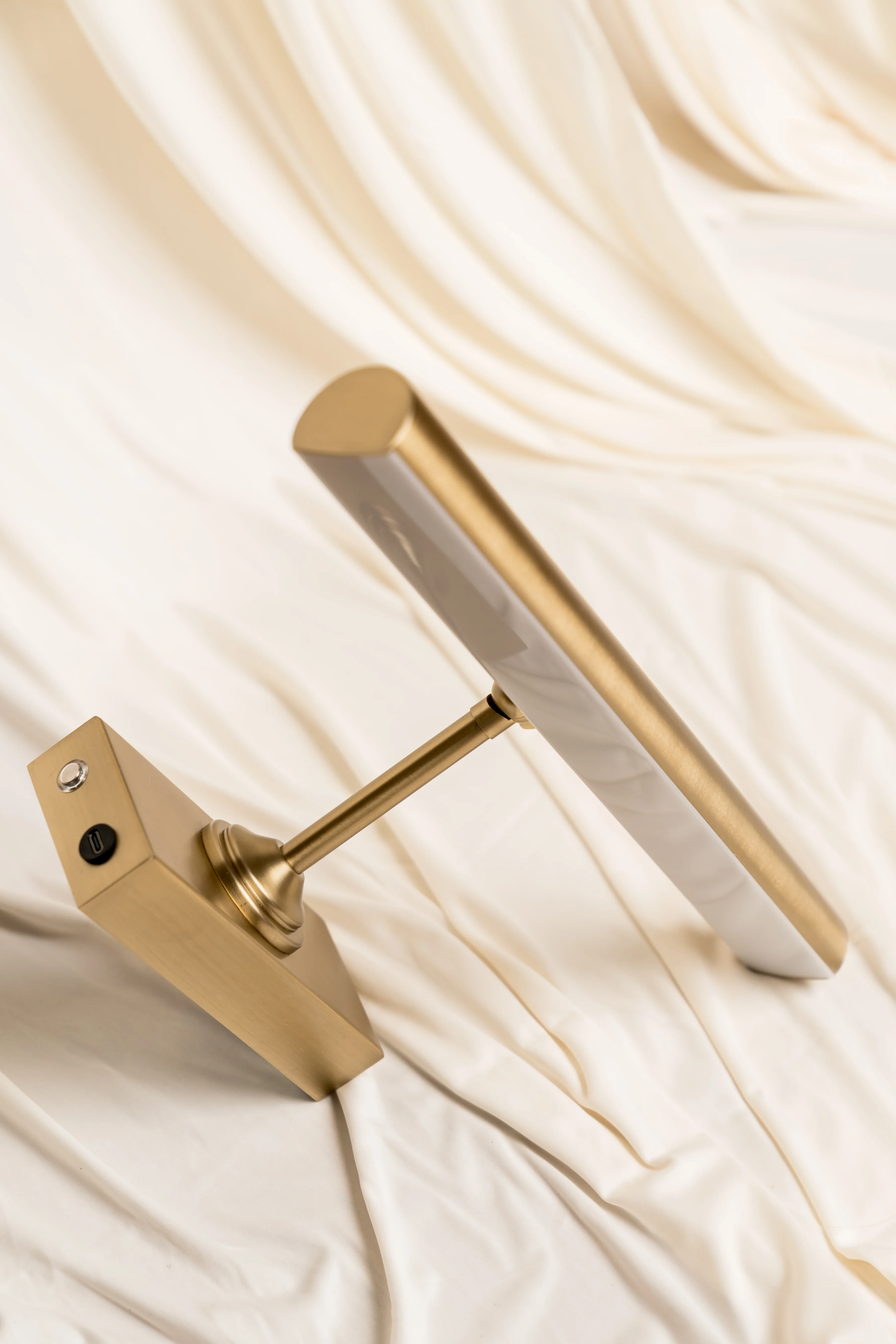 Sconce Picture Light - Antique Brushed Gold - Image 5