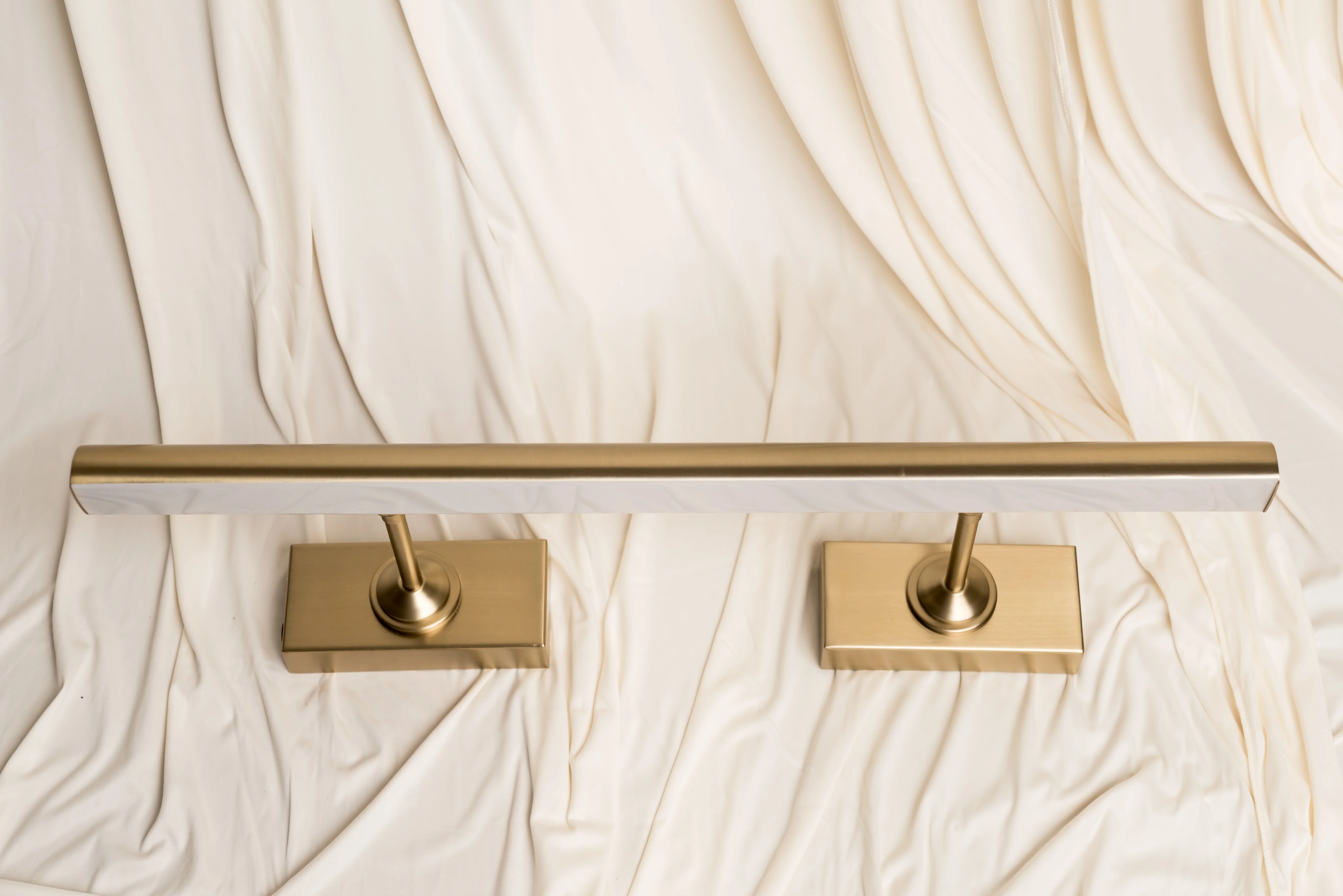 Sconce Picture Light - Antique Brushed Gold - Image 7