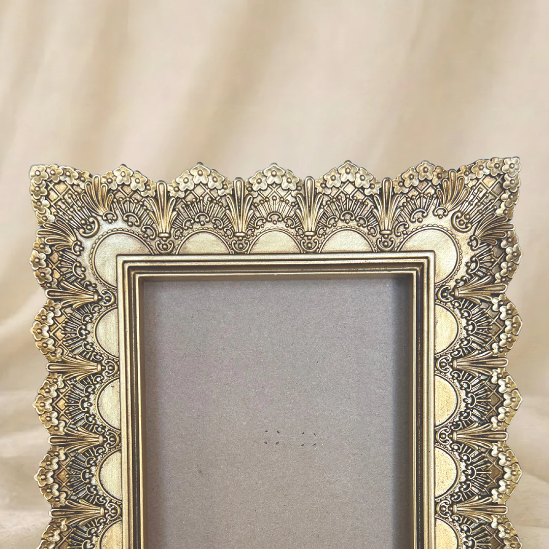 The Gilded Lace Frame - 8x10 - Image 2