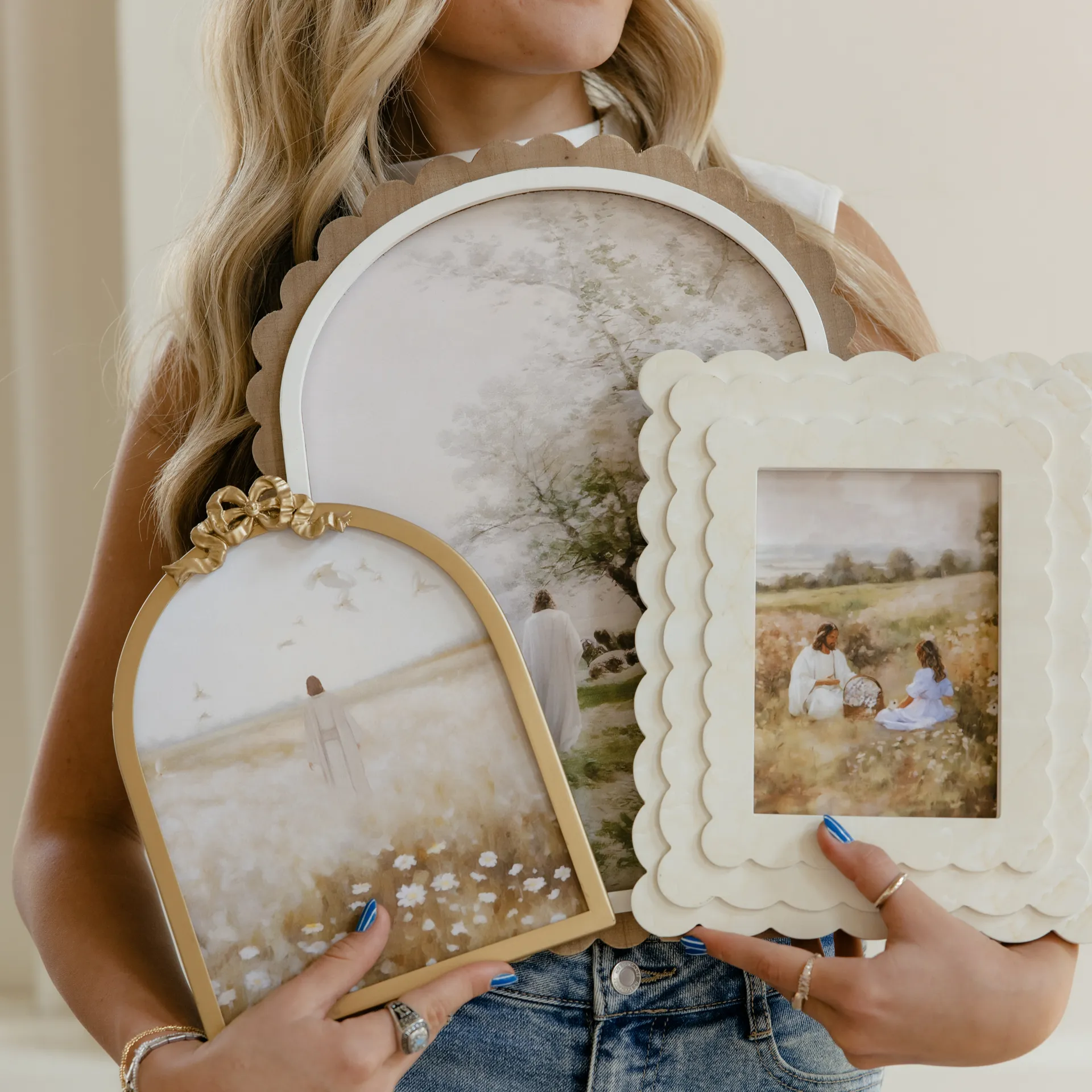 Vintage Ribbon Gold Frame - 5.7x9.2 - Image 10