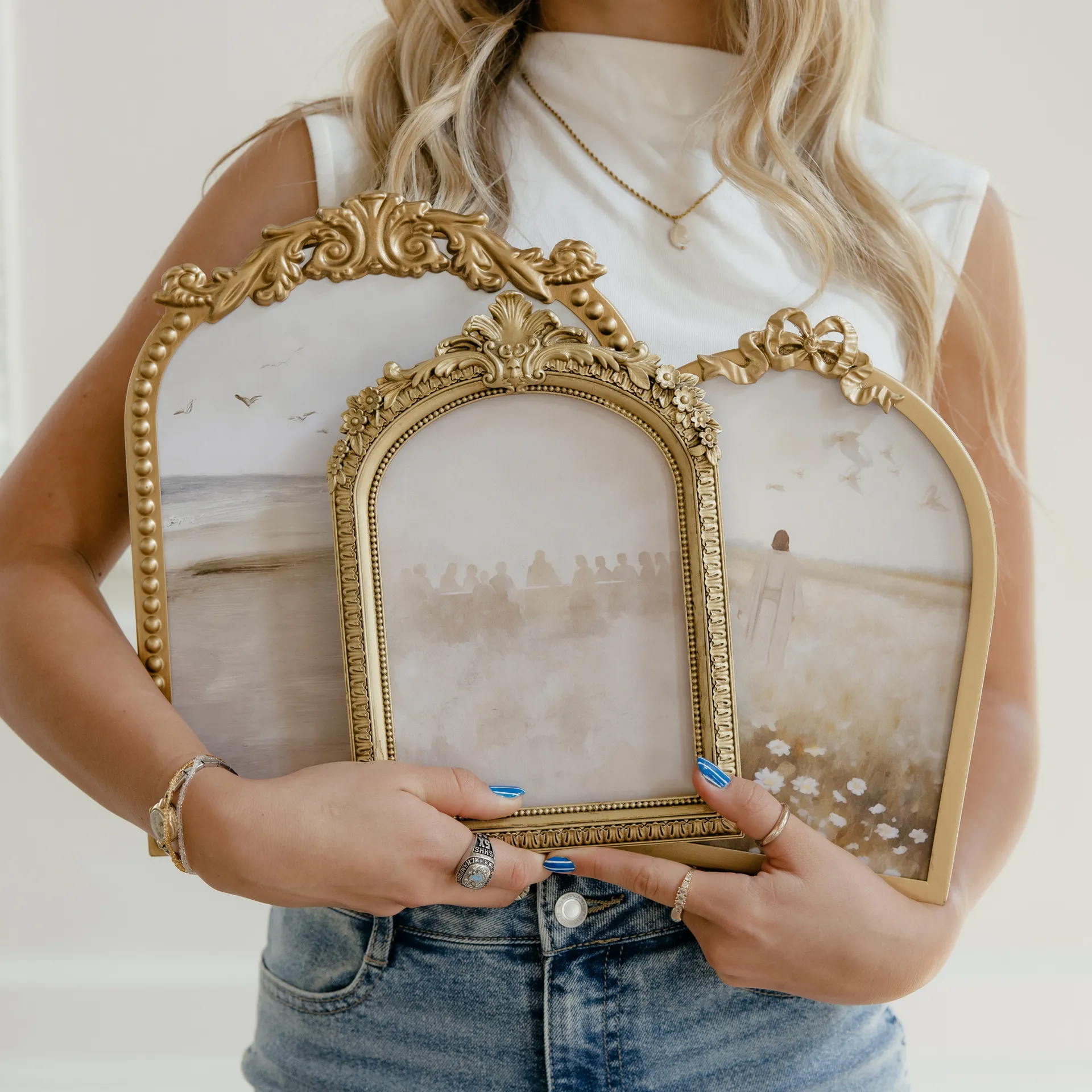 Medium Vintage Floral Gold Frame -  9.5x11 - Image 8